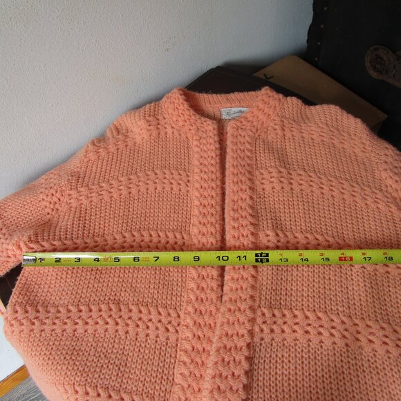 Pumpkin peach tone sweater, short cardigan, 1960s Merriweather Orlon and Acrylic - Picture 12 of 13